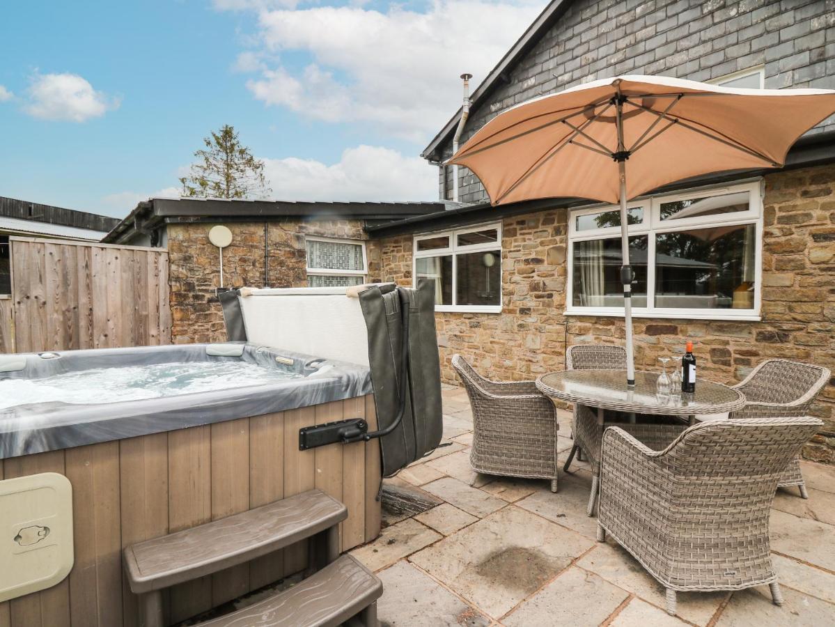 Holly Farm Cottage Newbridge on Wye Экстерьер фото