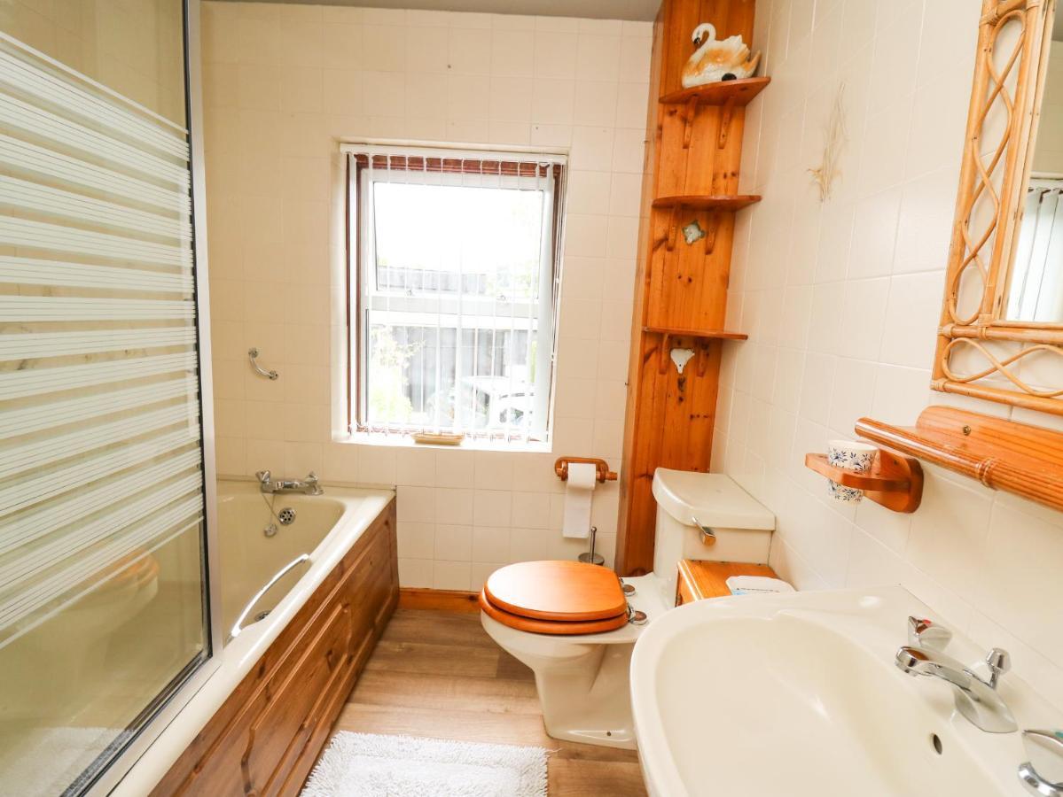 Holly Farm Cottage Newbridge on Wye Экстерьер фото