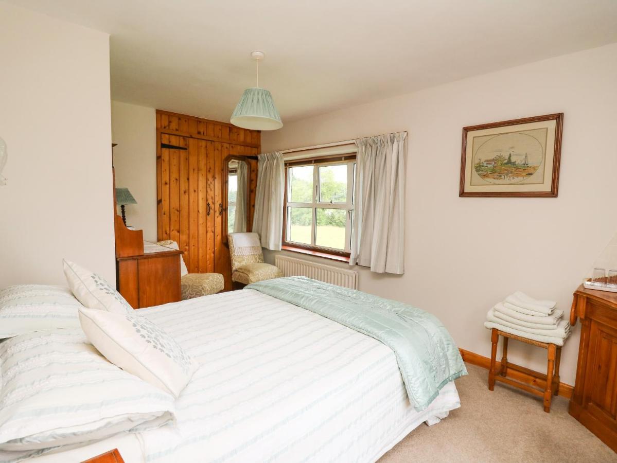 Holly Farm Cottage Newbridge on Wye Экстерьер фото