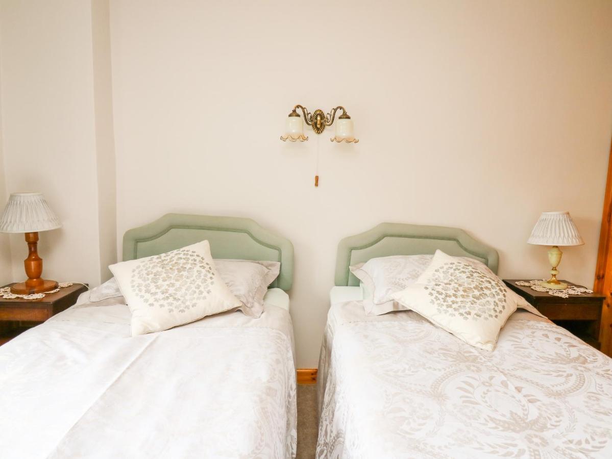 Holly Farm Cottage Newbridge on Wye Экстерьер фото